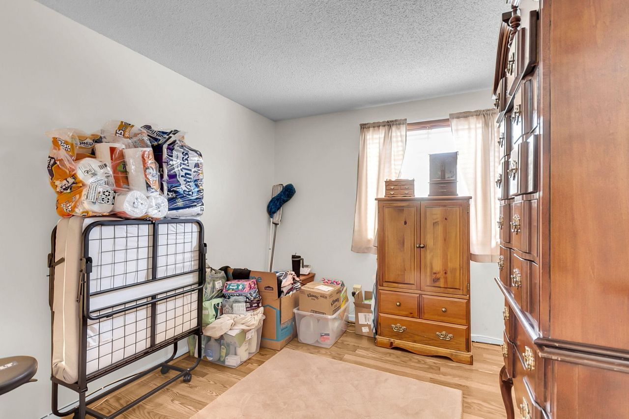 4906 Amberwood Lane Photo 21