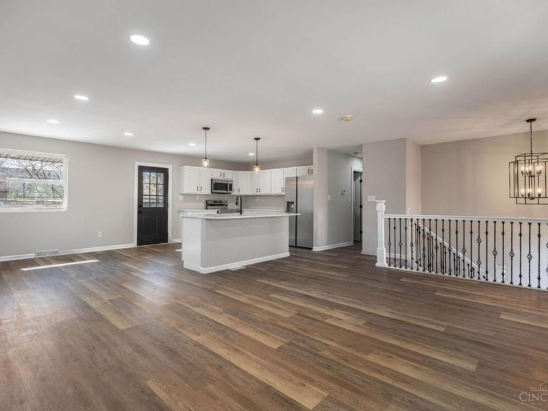 6230 Overture Drive, Miami Twp, OH 45449 Photo 3