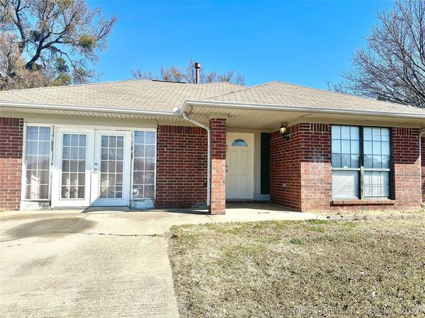 728 N Main , Ada, OK 74820