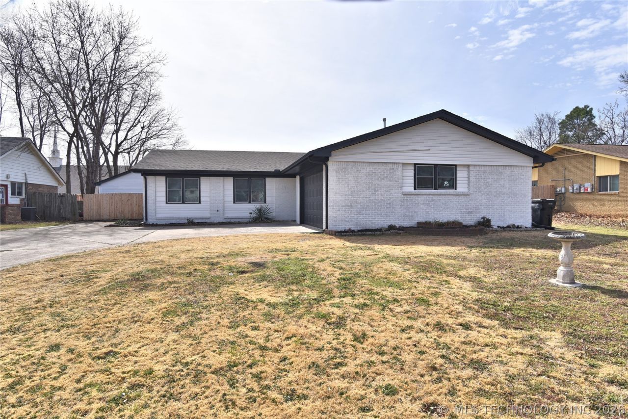 709 W Canton Street, Broken Arrow, OK 74012 Main Photo