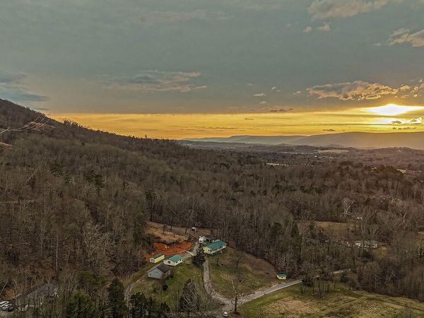 434 Valley Brook Trail, Whitwell, TN 37397
