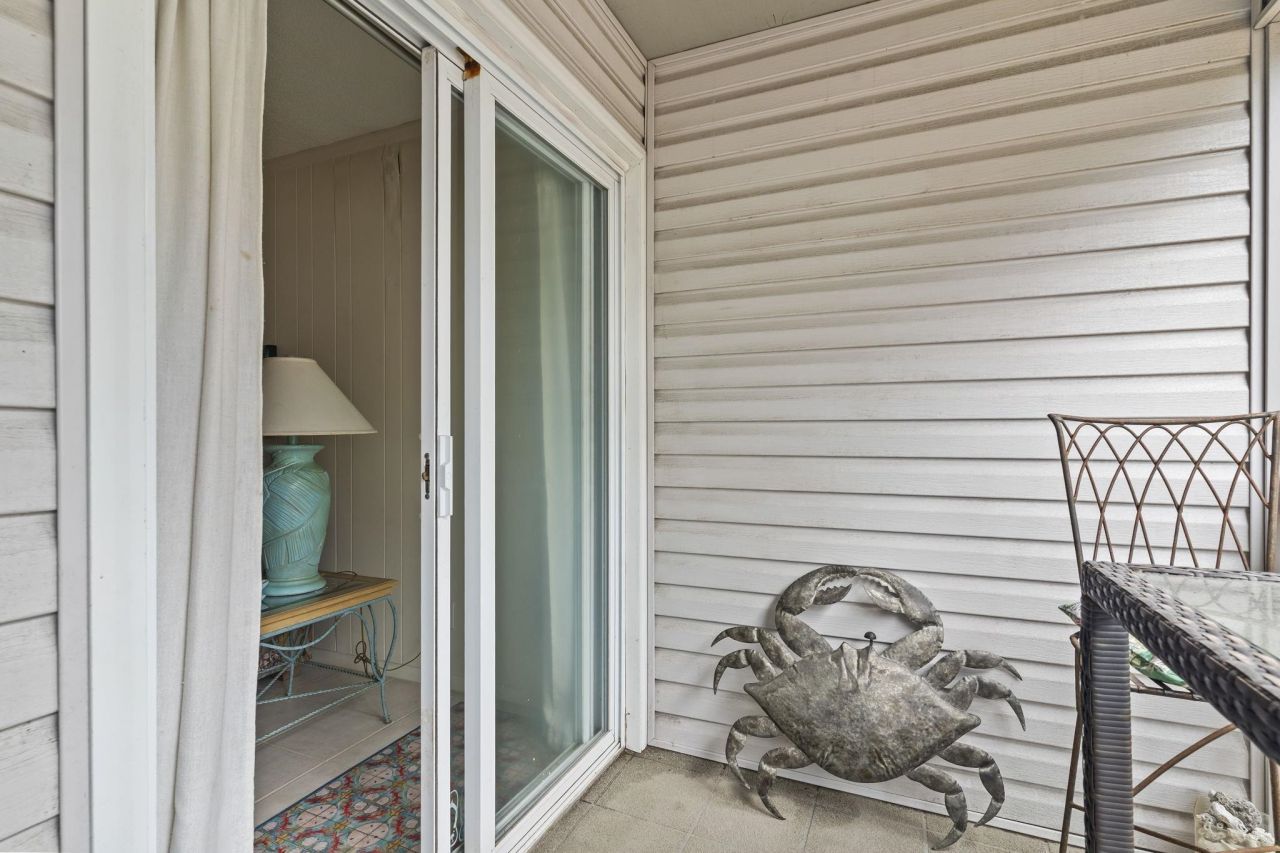 5001 N Ocean Blvd. Photo 15