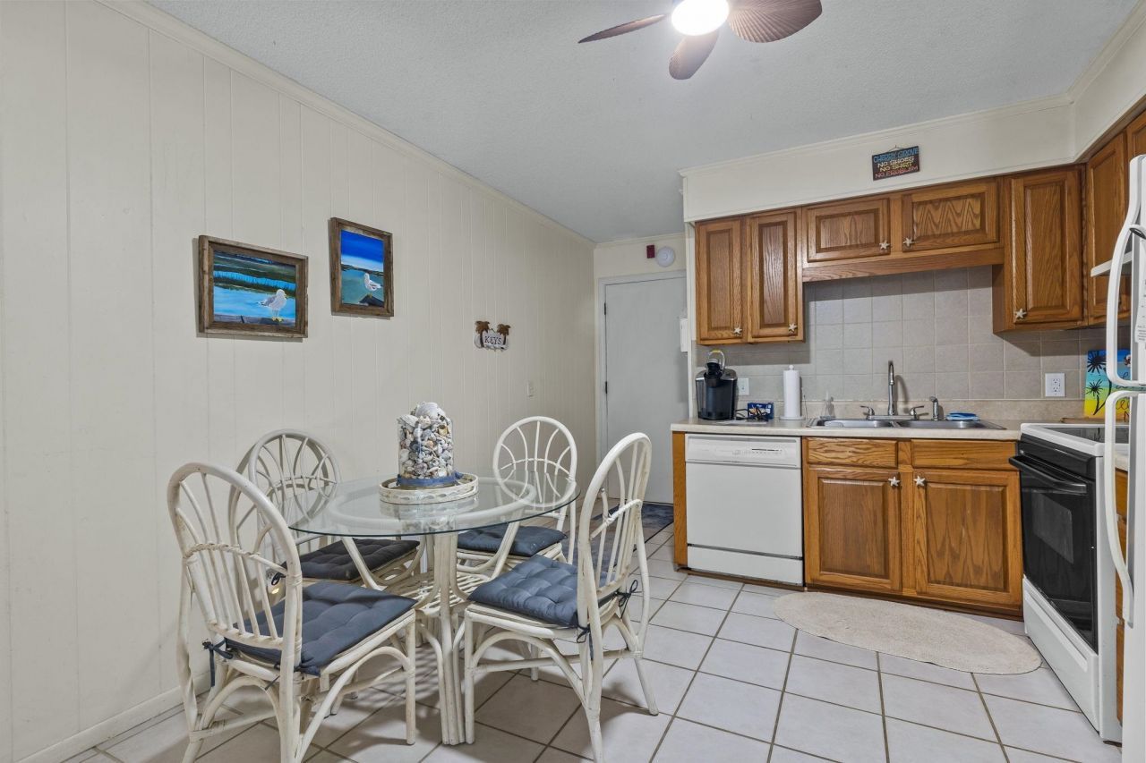 5001 N Ocean Blvd. Photo 7