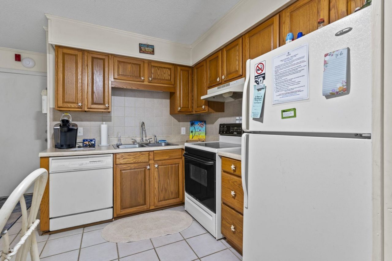 5001 N Ocean Blvd. Photo 8