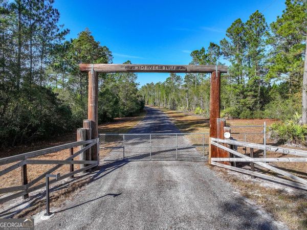 279 Mid River Road, White Oak, GA 31568