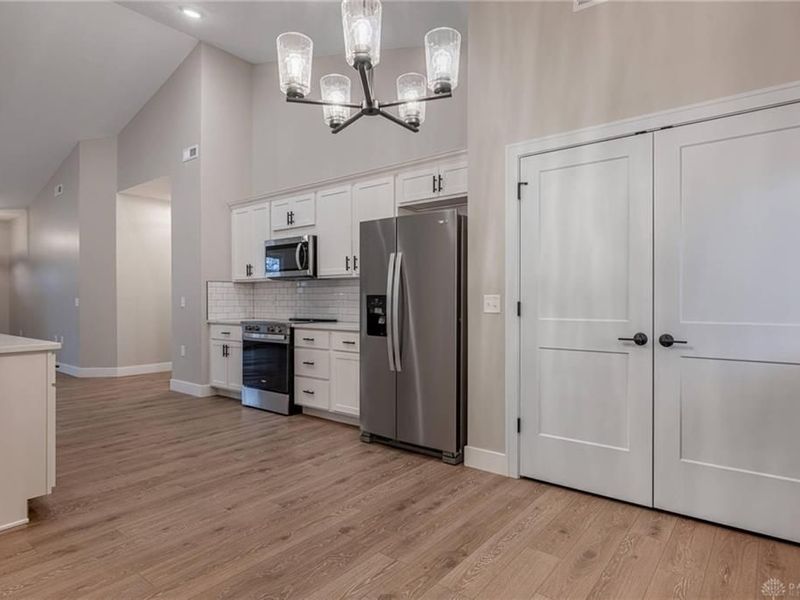 299 Eastline Drive, Middletown, OH 45044 Photo 11