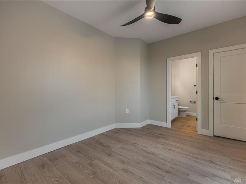 299 Eastline Drive, Middletown, OH 45044 Photo 12