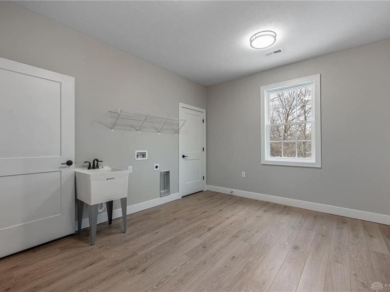 299 Eastline Drive, Middletown, OH 45044 Photo 22