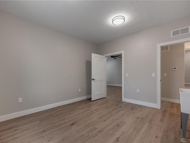 299 Eastline Drive, Middletown, OH 45044 Photo 23