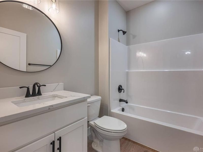 299 Eastline Drive, Middletown, OH 45044 Photo 24