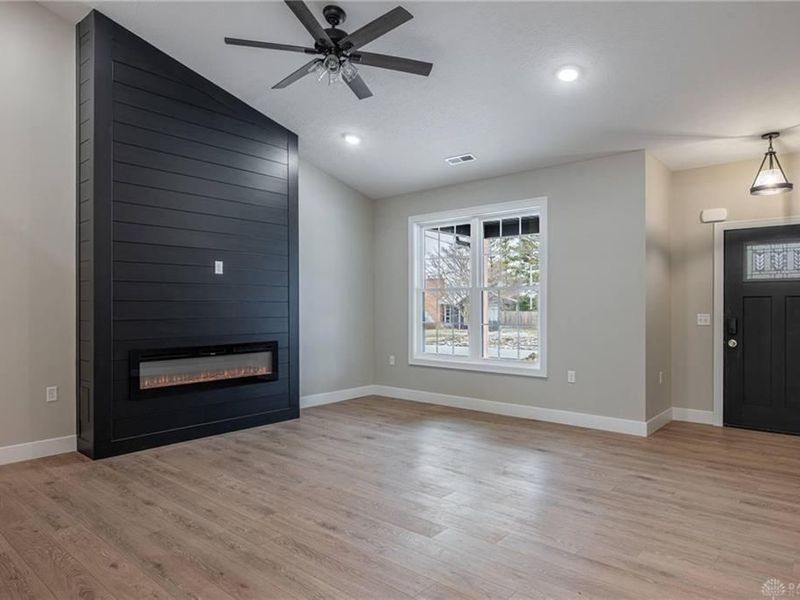 299 Eastline Drive, Middletown, OH 45044 Photo 4