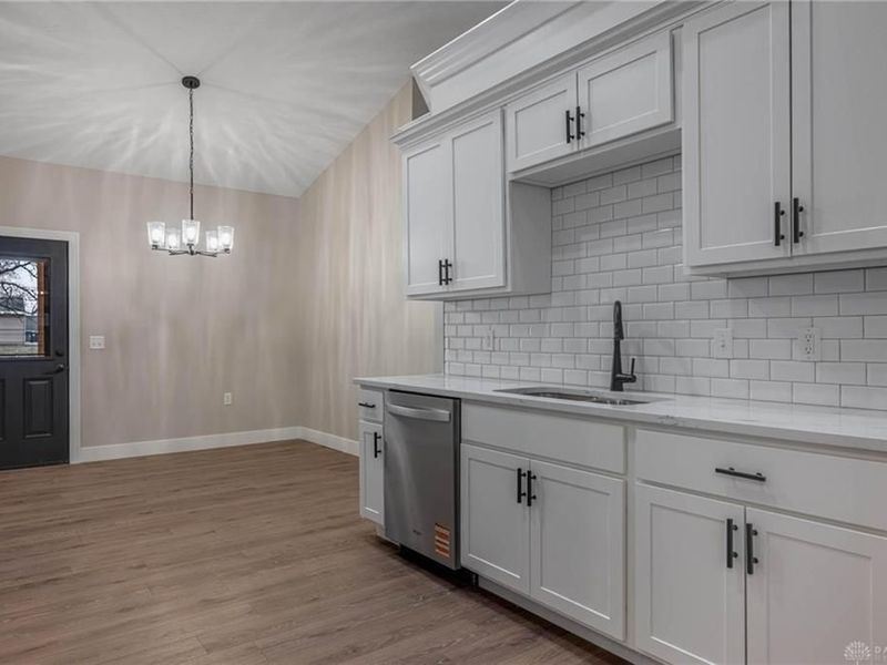 299 Eastline Drive, Middletown, OH 45044 Photo 7