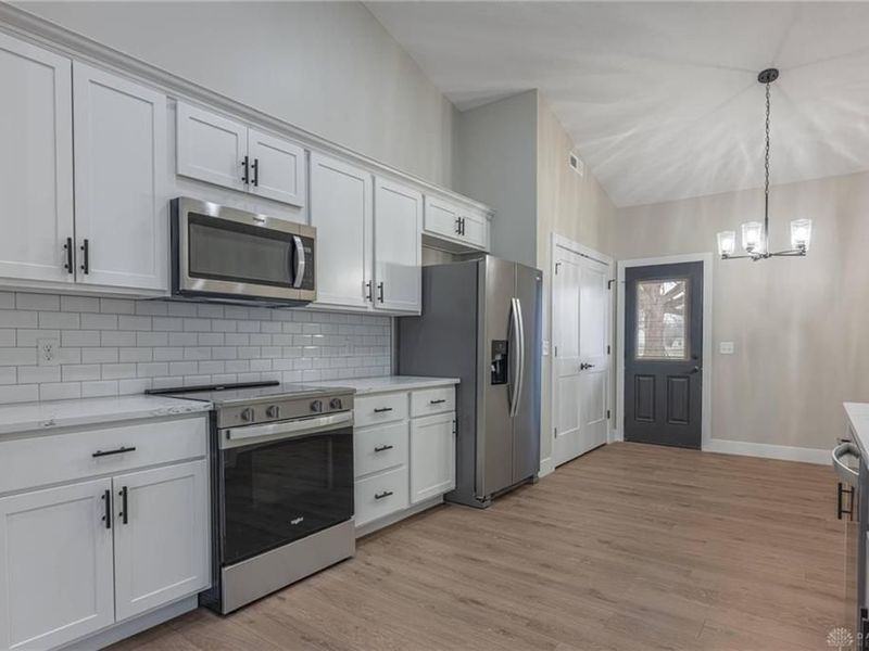 299 Eastline Drive, Middletown, OH 45044 Photo 8