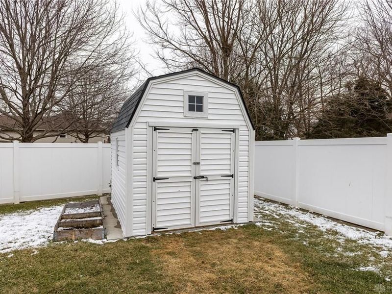 1345 Kenton Way, Troy, OH 45373 Photo 41