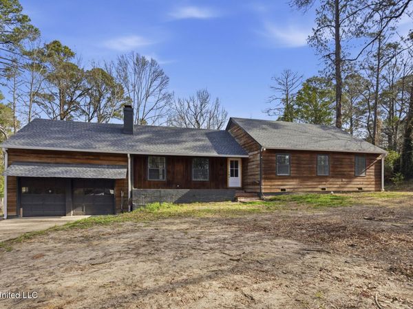 1112 Meadowbrook Road, Jackson, MS 39206