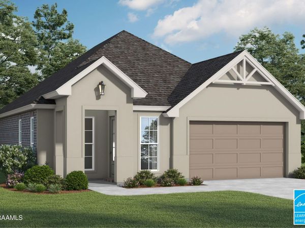 201 Central Village Way , Youngsville, LA 70592