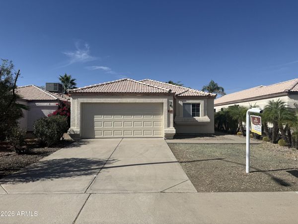 4622 E GROVERS Avenue, Phoenix, AZ 85032