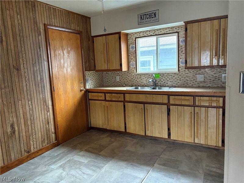 1622 Merrill Avenue, Akron, OH 44306 Photo 11