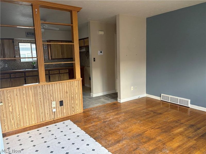 1622 Merrill Avenue, Akron, OH 44306 Photo 4