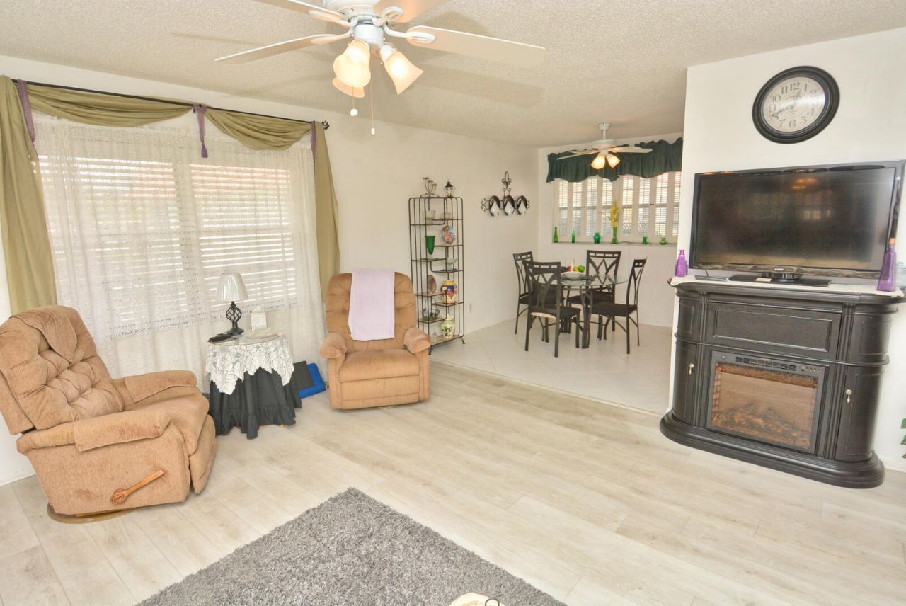 1225 NW 21st Street, Unit 309, Stuart, FL 34994 Photo
