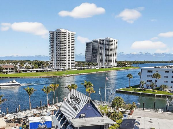 1036 Us Highway One, Unit 419, North Palm Beach, FL 33408