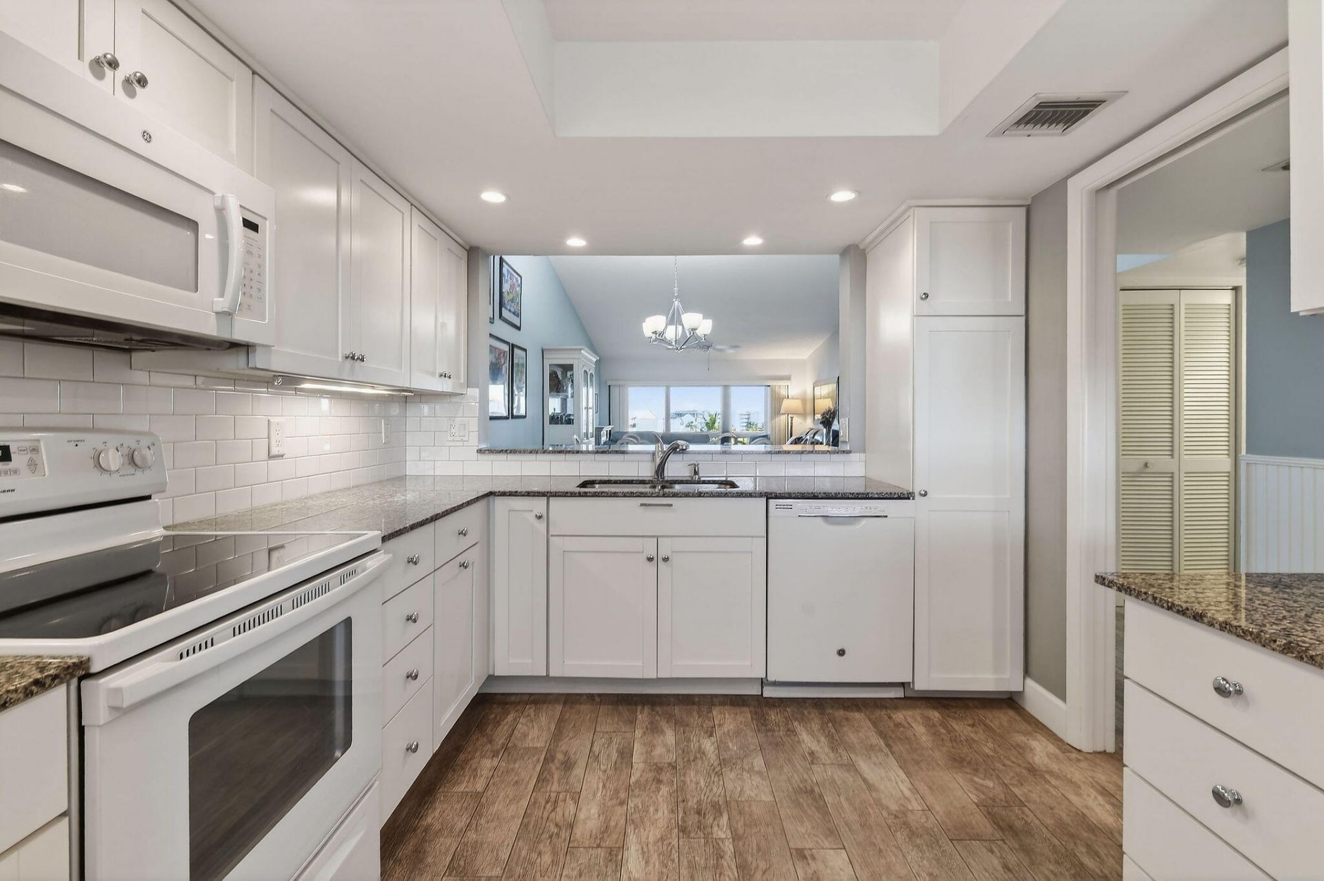 1036 Us Highway One, Unit 419, North Palm Beach, FL 33408 Photo