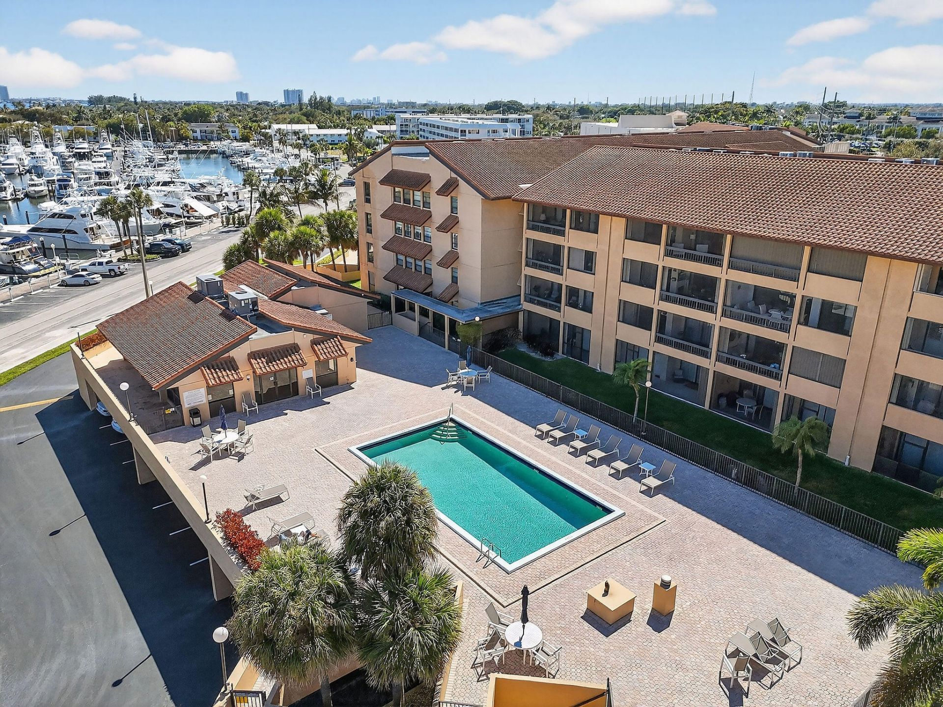 1036 Us Highway One, Unit 419, North Palm Beach, FL 33408 Photo