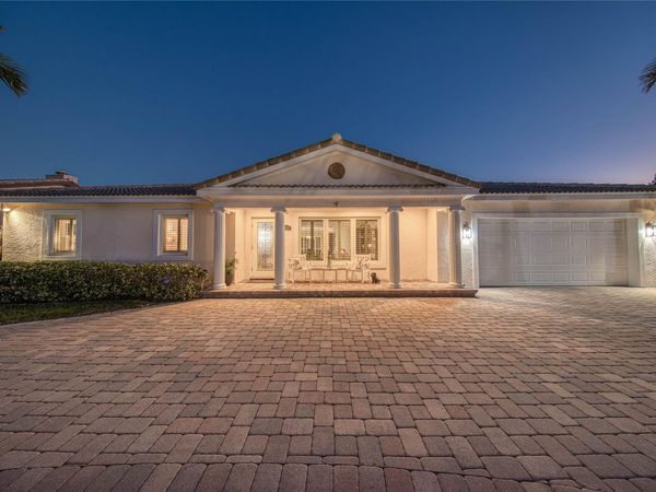 2600 NE 46TH ST, Lighthouse Point, FL 33064