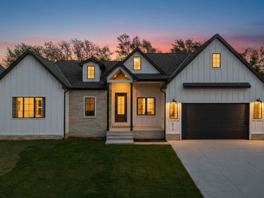 815 S Lakeview Way, Ashland, NE 68003