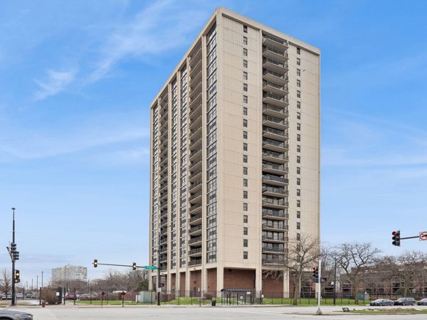 2901 S Michigan Avenue, Unit 808-9, Chicago, IL 60616
