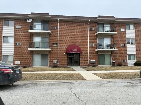 1912 Canal Street , Unit 3D, Blue Island, IL 60406