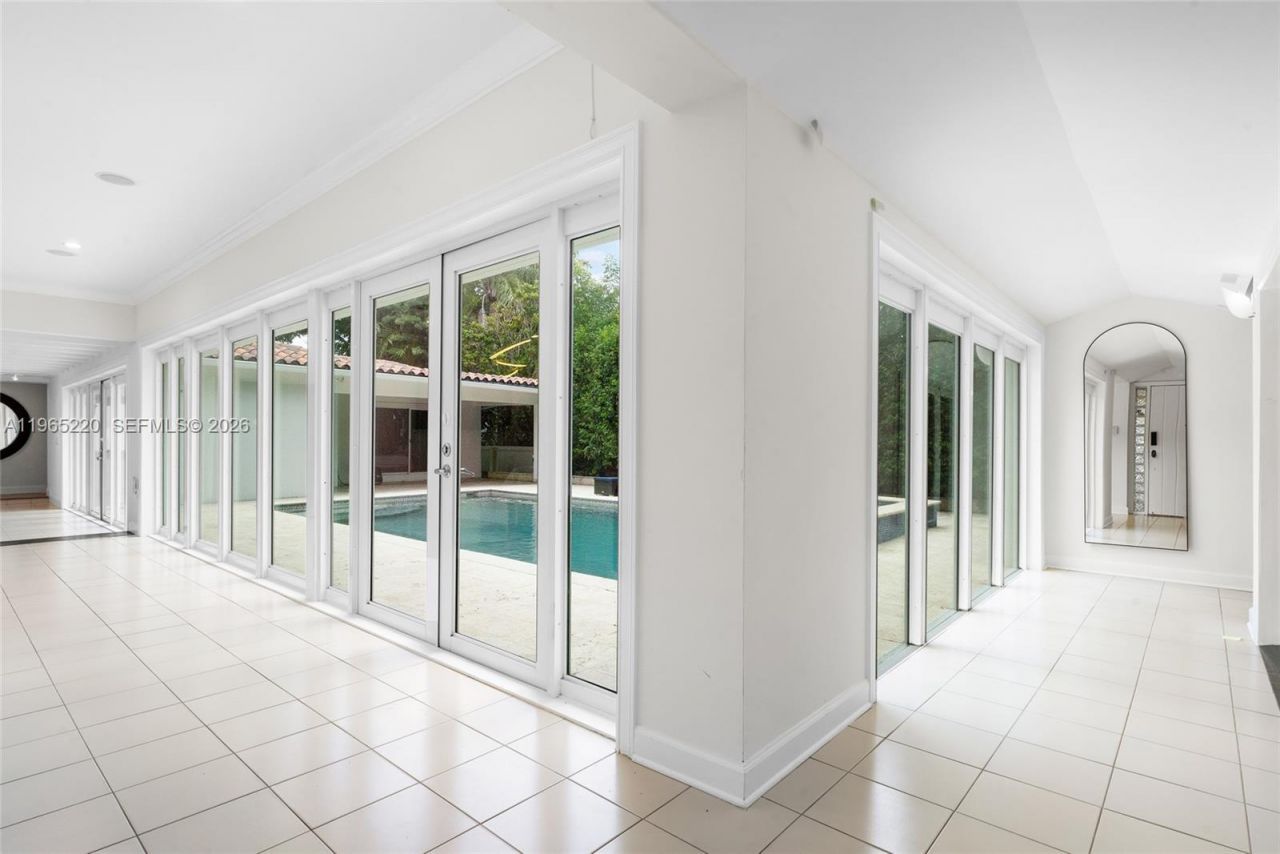 5810 Maggiore St , Coral Gables, FL 33146 Photo