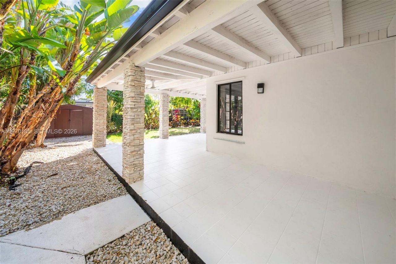 7525 Adventure Ave, North Bay Village, FL 33141 Photo