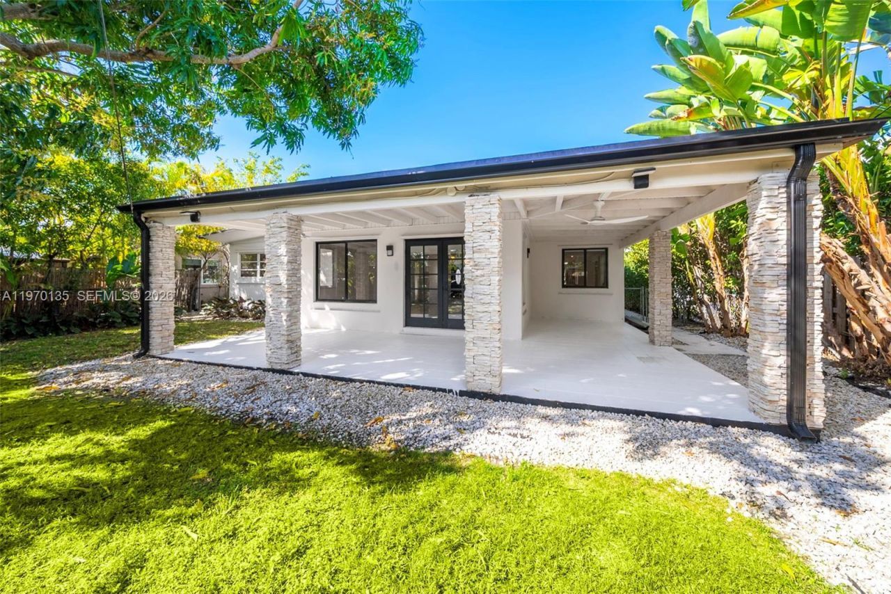 7525 Adventure Ave, North Bay Village, FL 33141 Photo