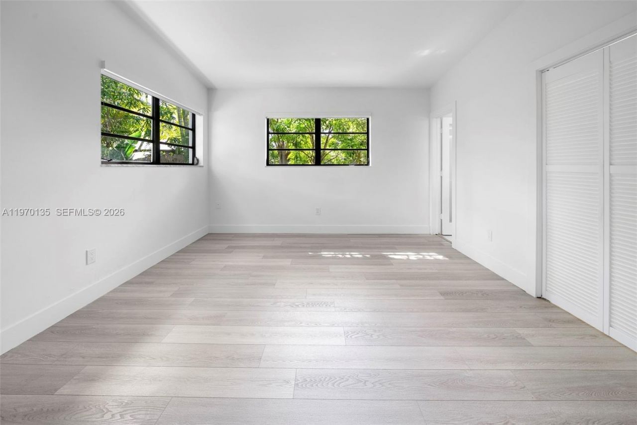 7525 Adventure Ave, North Bay Village, FL 33141 Photo