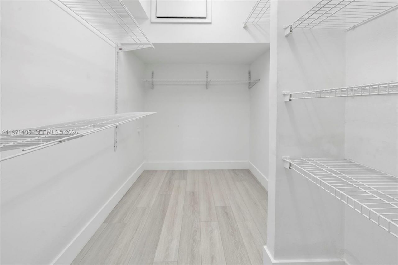 7525 Adventure Ave, North Bay Village, FL 33141 Photo