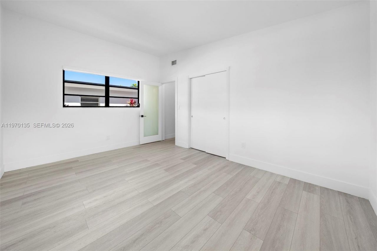 7525 Adventure Ave, North Bay Village, FL 33141 Photo