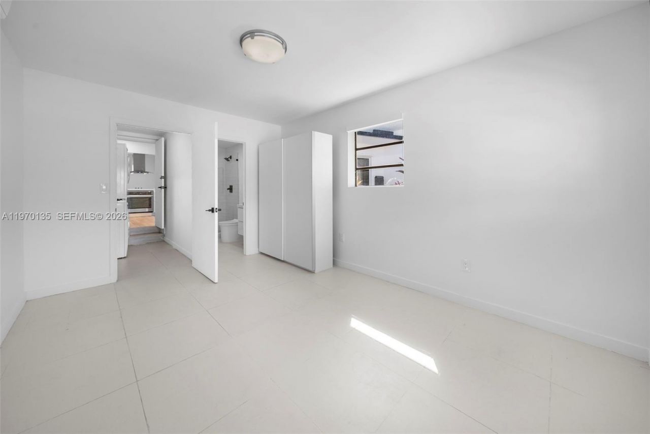 7525 Adventure Ave, North Bay Village, FL 33141 Photo