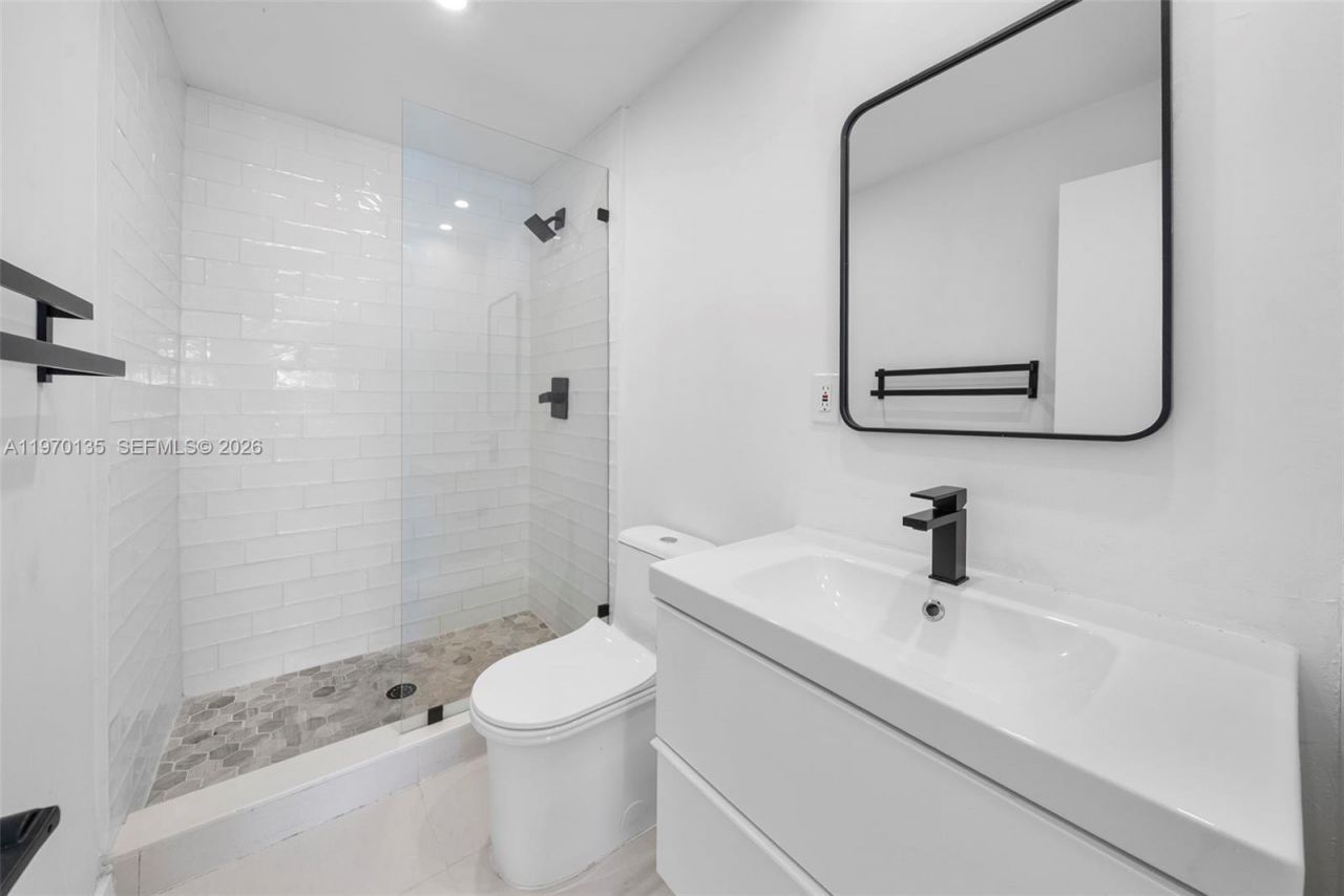 7525 Adventure Ave, North Bay Village, FL 33141 Photo