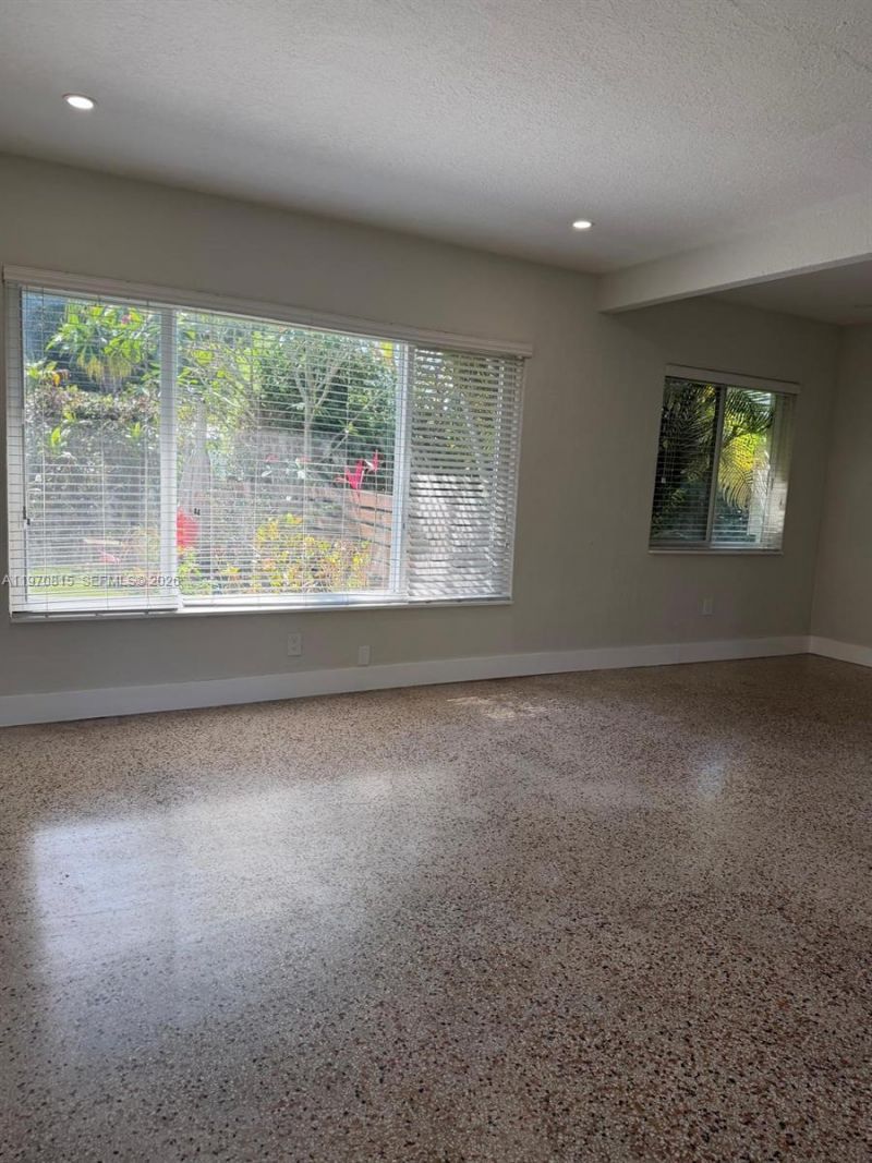 12000 NE 9th Ave, Unit 1, Biscayne Park, FL 33161 Photo