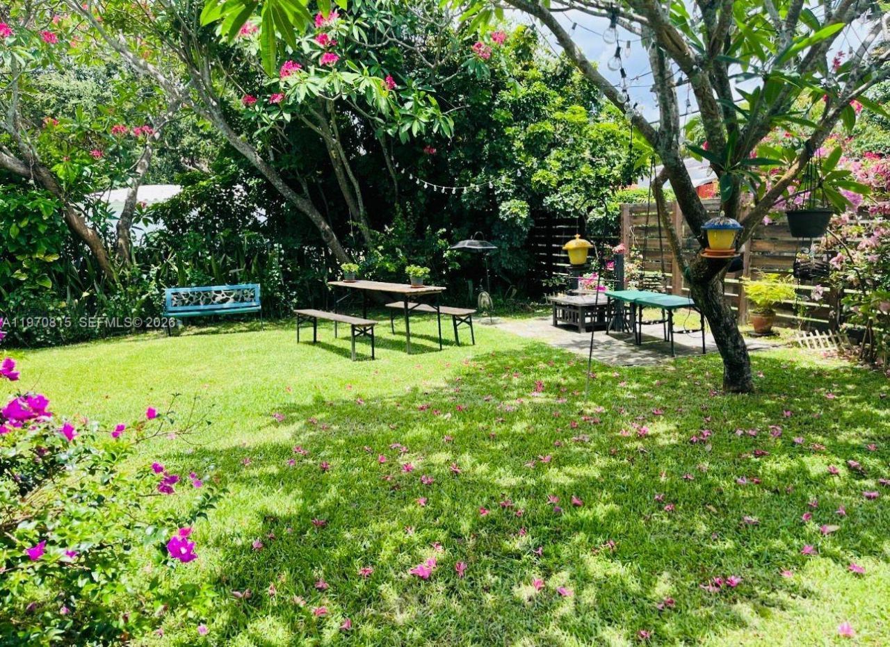 12000 NE 9th Ave, Unit 1, Biscayne Park, FL 33161 Photo