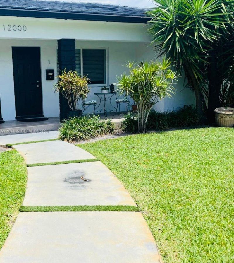12000 NE 9th Ave, Unit 1, Biscayne Park, FL 33161 Photo