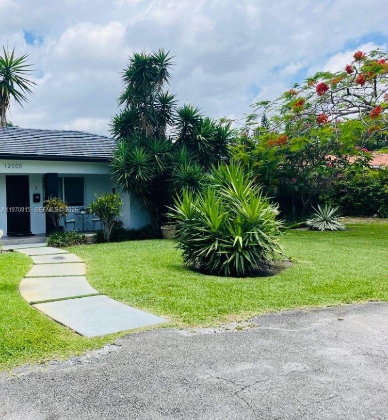 12000 NE 9th Ave, Unit 1, Biscayne Park, FL 33161 Photo