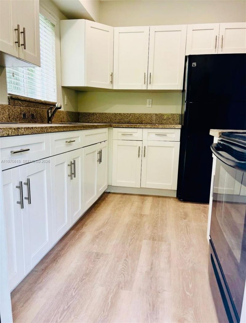 12000 NE 9th Ave , Unit 1, Biscayne Park, FL 33161 Photo