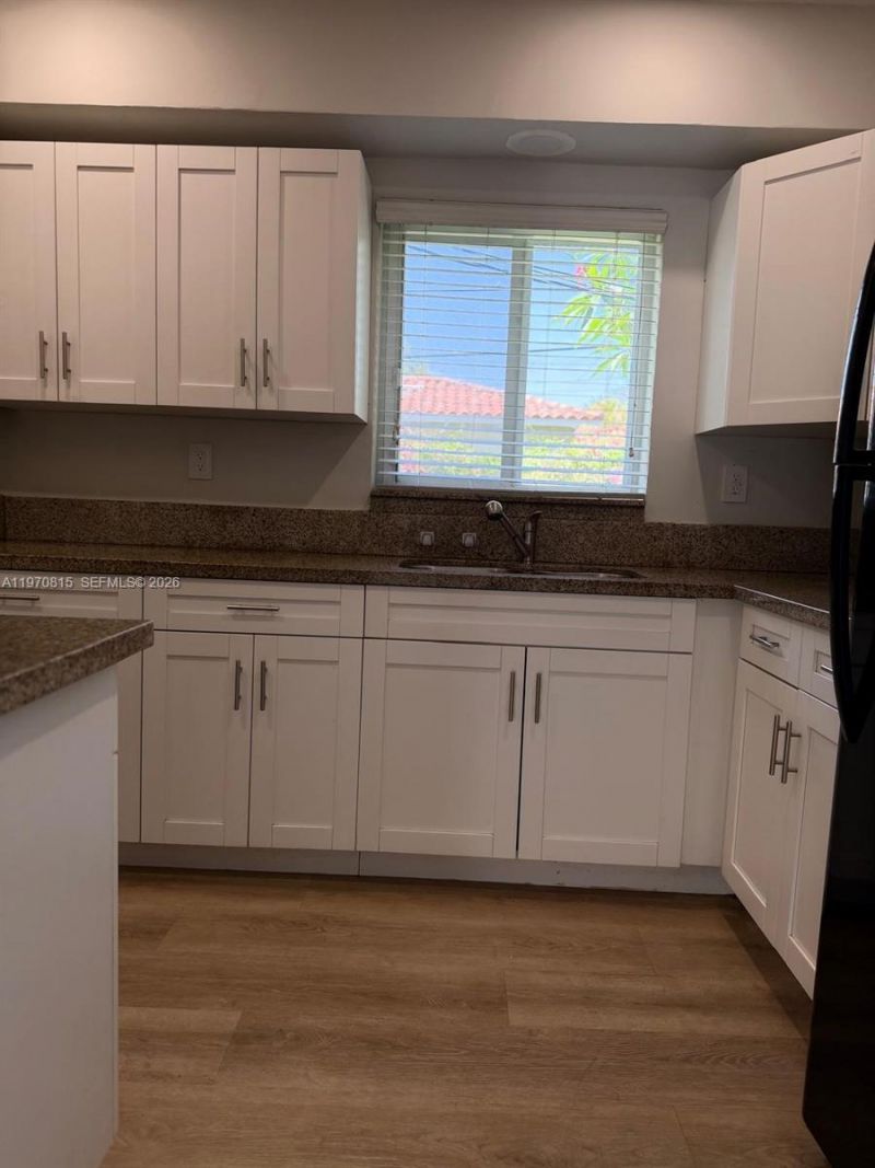 12000 NE 9th Ave, Unit 1, Biscayne Park, FL 33161 Photo