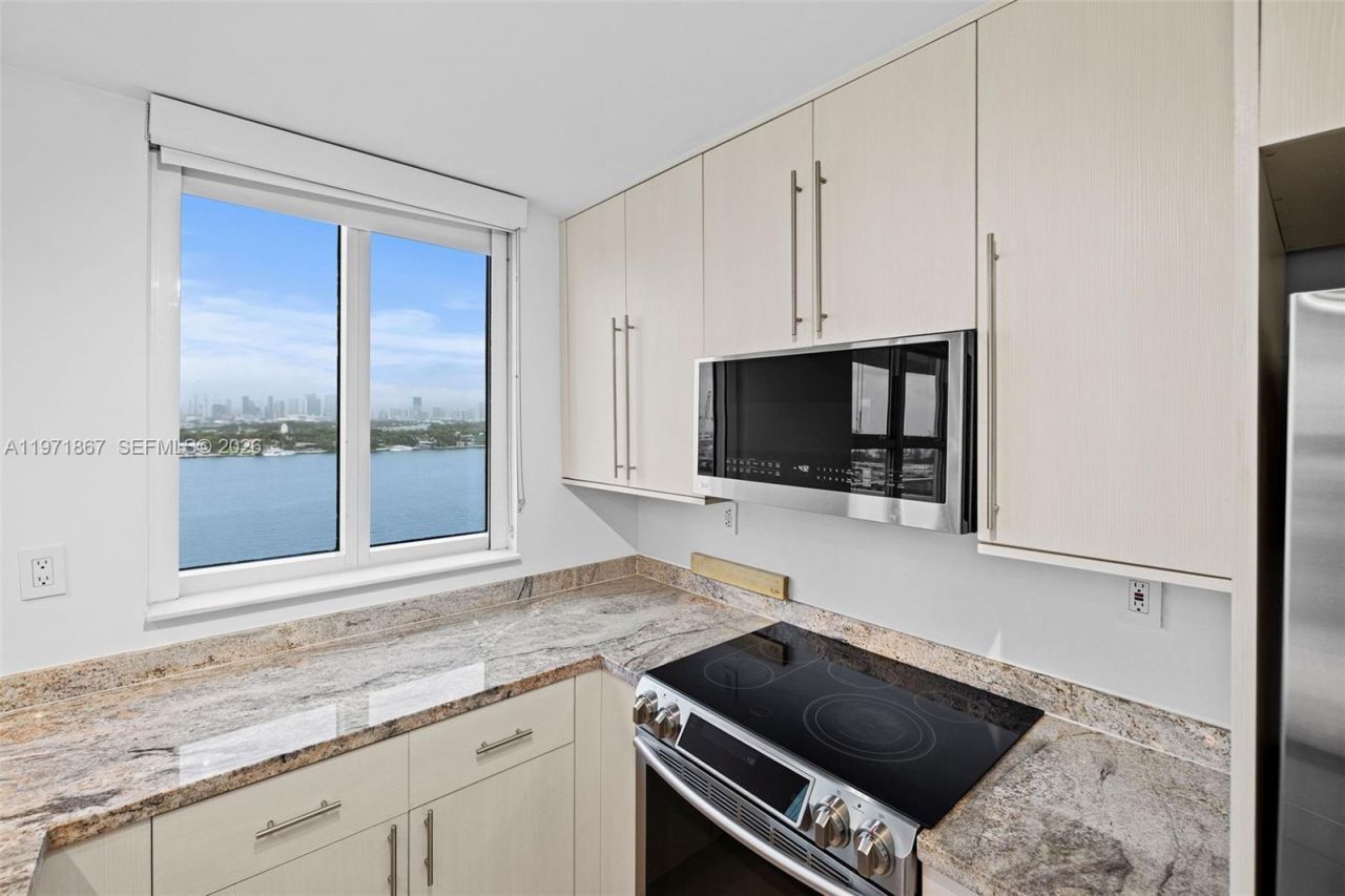 650 West Ave, Unit 1401, Miami Beach, FL 33139 Photo