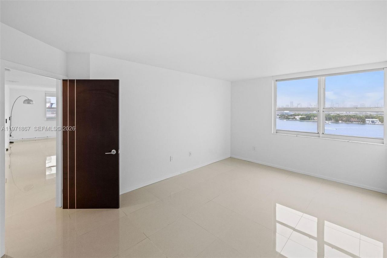 650 West Ave, Unit 1401, Miami Beach, FL 33139 Photo