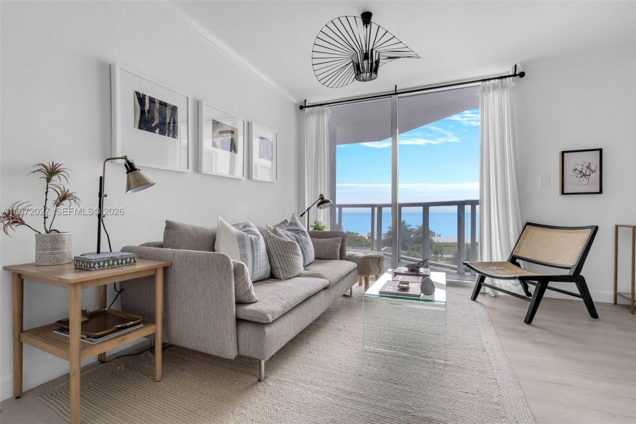 2457 Collins Ave, Unit 503, Miami Beach, FL 33140 Photo