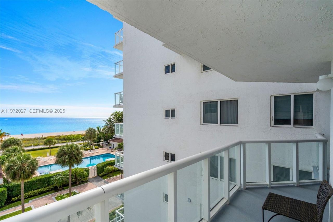 2457 Collins Ave, Unit 503, Miami Beach, FL 33140 Photo