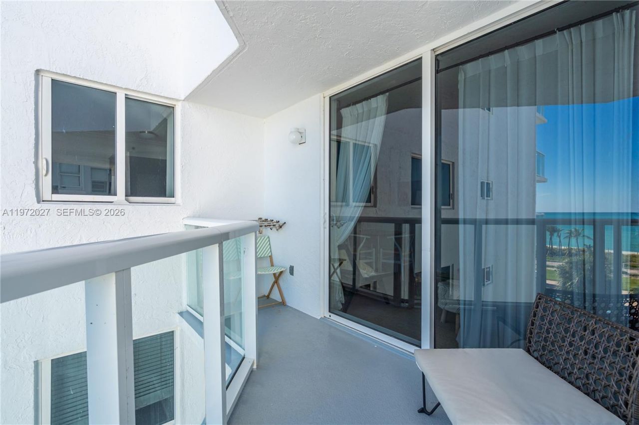 2457 Collins Ave, Unit 503, Miami Beach, FL 33140 Photo